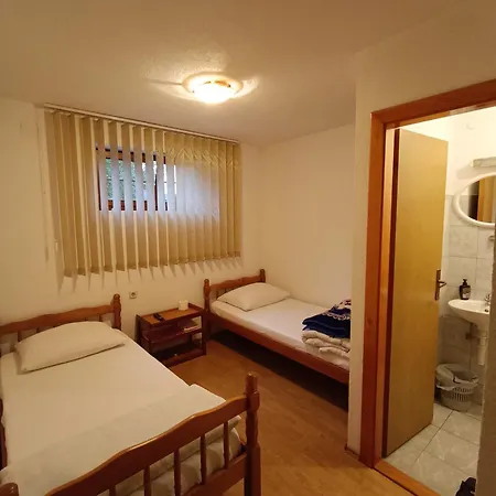 Casa de hóspedes Prenociste *